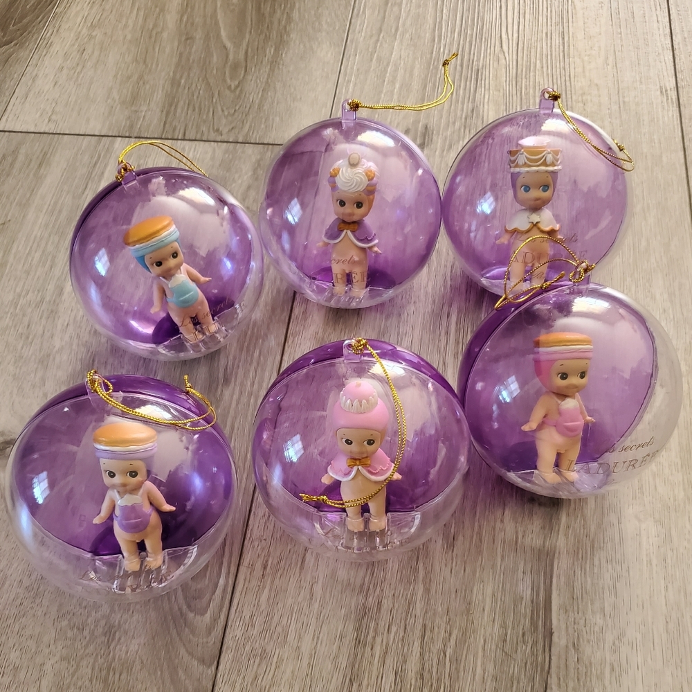 Sonny Angel Laduree Patisserie Macaroon 2015 Ornament Set with Secret Blue Eyes